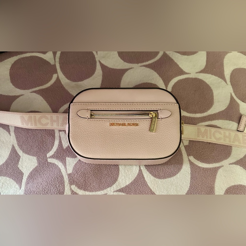 Michael Kors Blush belt Bag